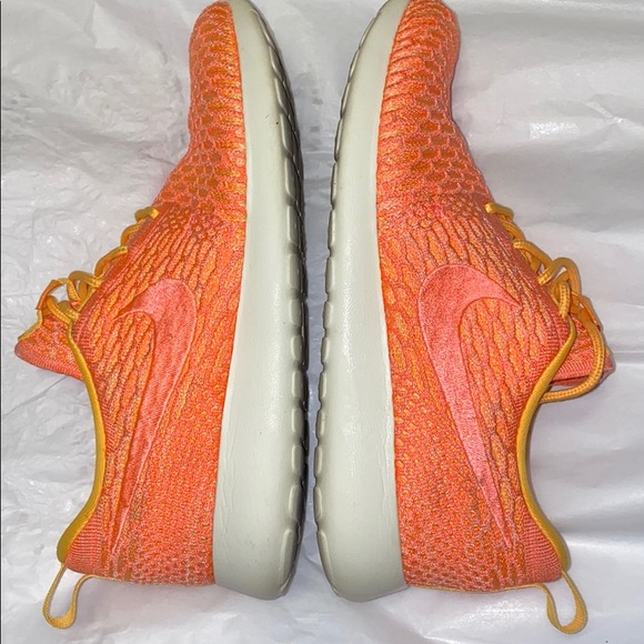 Nike sneakers - Picture 3 of 5